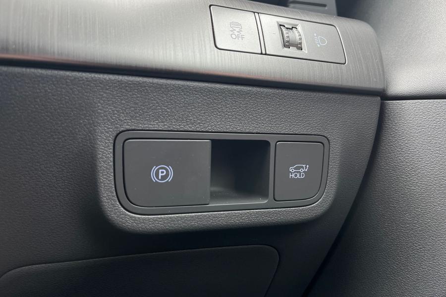Hyundai KONA Photo autoimg-55bff77e45cb2a64101a578be4a78914f132011a.jpg