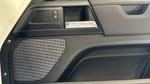 Land Rover Defender Photo 23