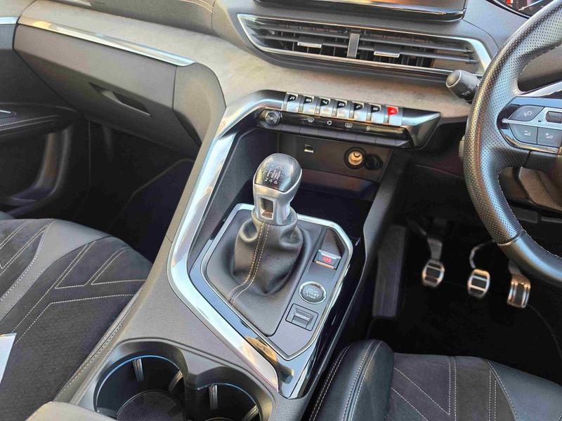 Used Peugeot 3008 NV21KZJ 23