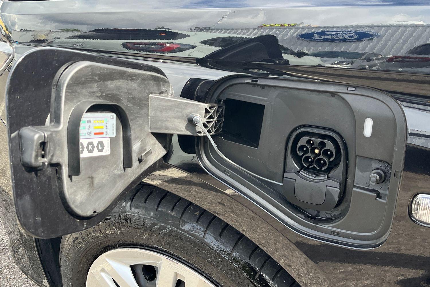 Ford TRANSIT CONNECT Photo 7