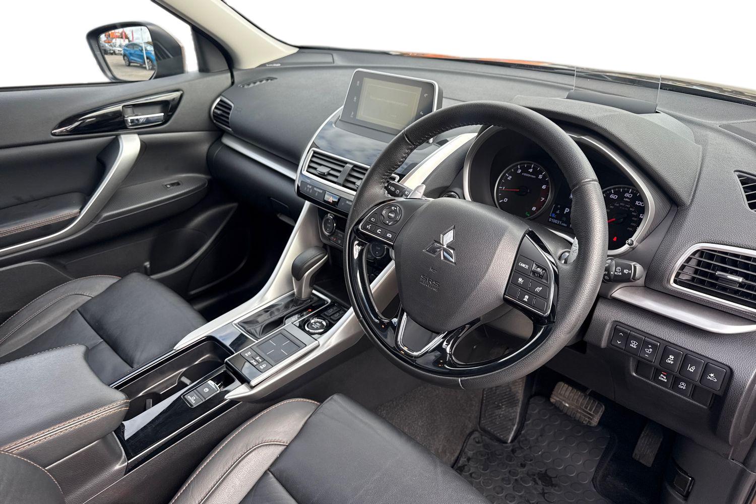 Mitsubishi ECLIPSE CROSS Photo 8