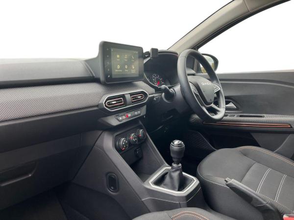 Dacia Sandero Stepway Photo autoimg-55c469915be7533ec89a7d63687b62dab57d3d41.jpg