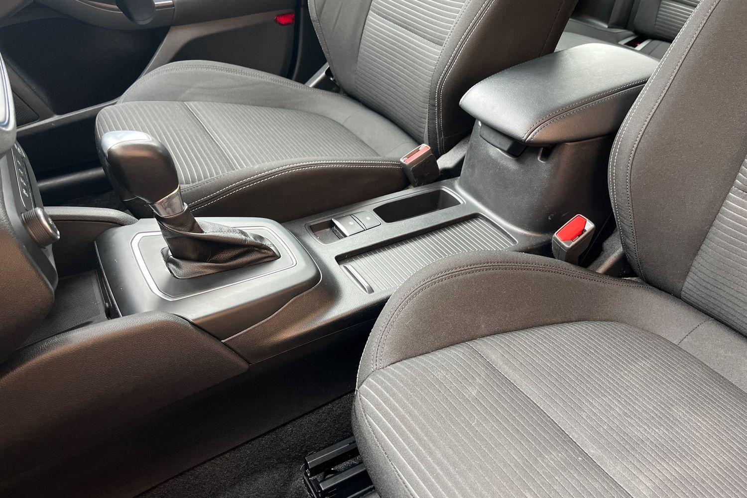 Ford FOCUS Photo 23