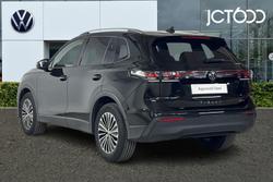 VOLKSWAGEN Tiguan Photo 3
