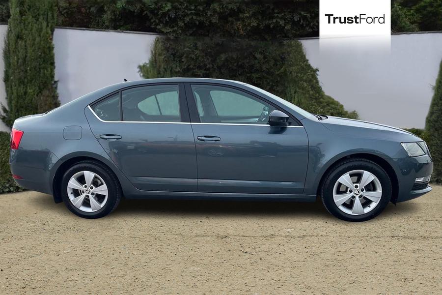 Skoda OCTAVIA Photo autoimg-55ce458a5871306efabfa95deec22c53c08ad88f.jpg