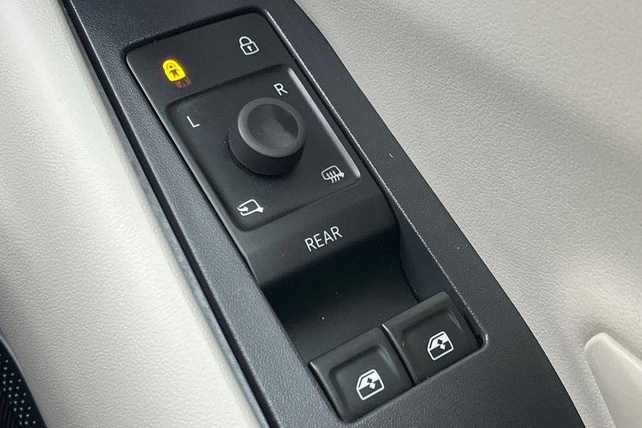 Ford EXPLORER Photo autoimg-55cf49feff27cd5a7be70d9765dbe80e16ade980.jpg