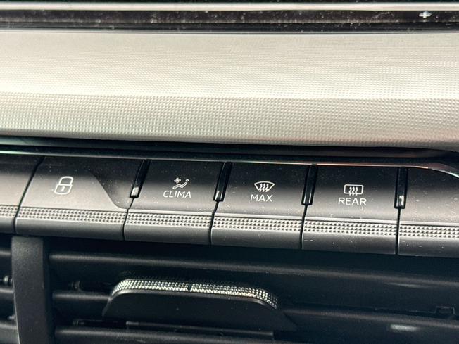 ŠKODA Octavia Photo 34