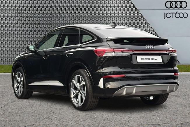 AUDI  Q4 Sportback Photo 3