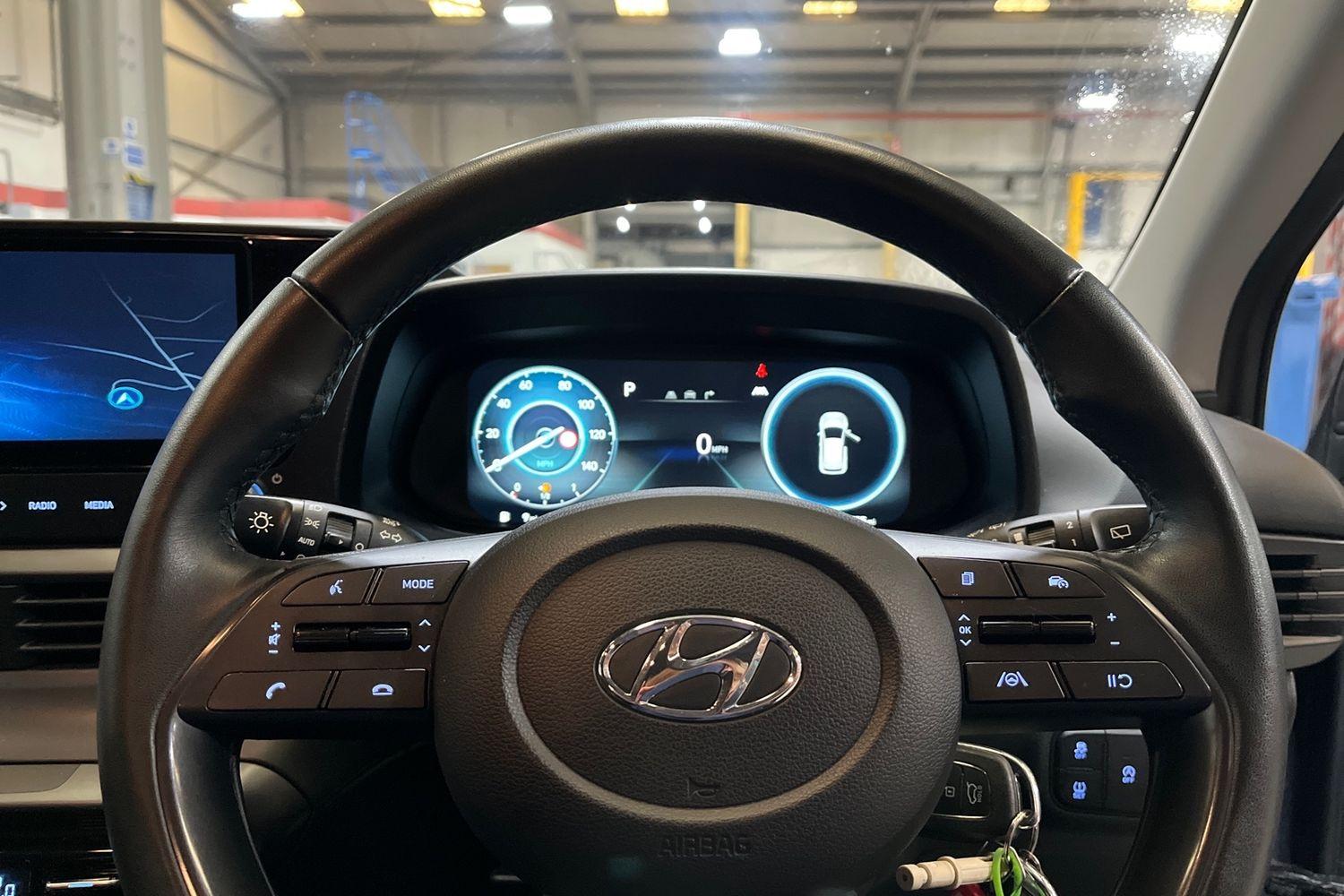 Hyundai BAYON Photo 11