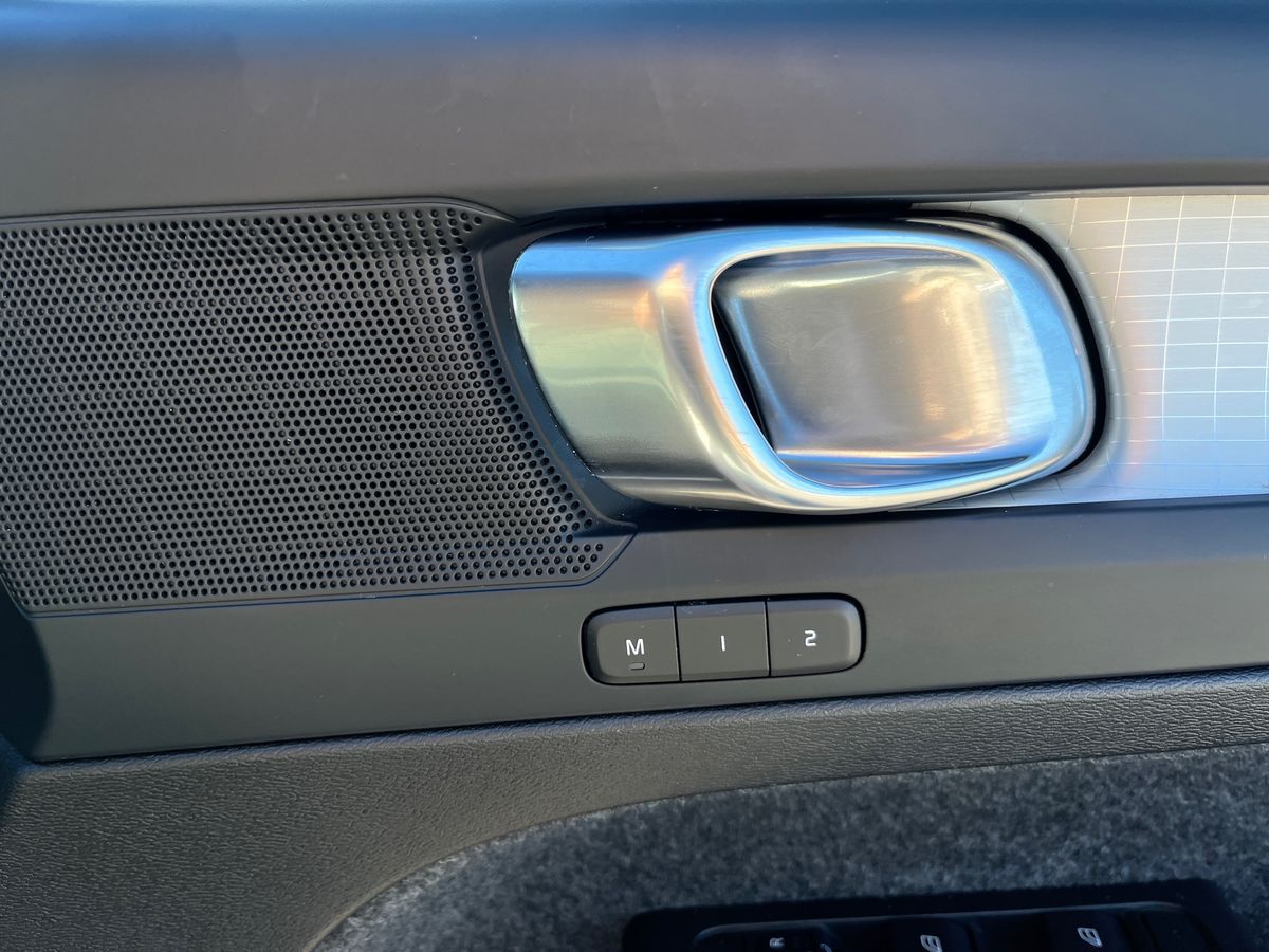 Volvo XC40 Photo 28