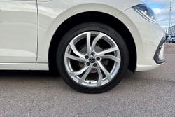 VOLKSWAGEN Polo Photo 5