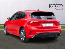 FORD Focus Photo 3