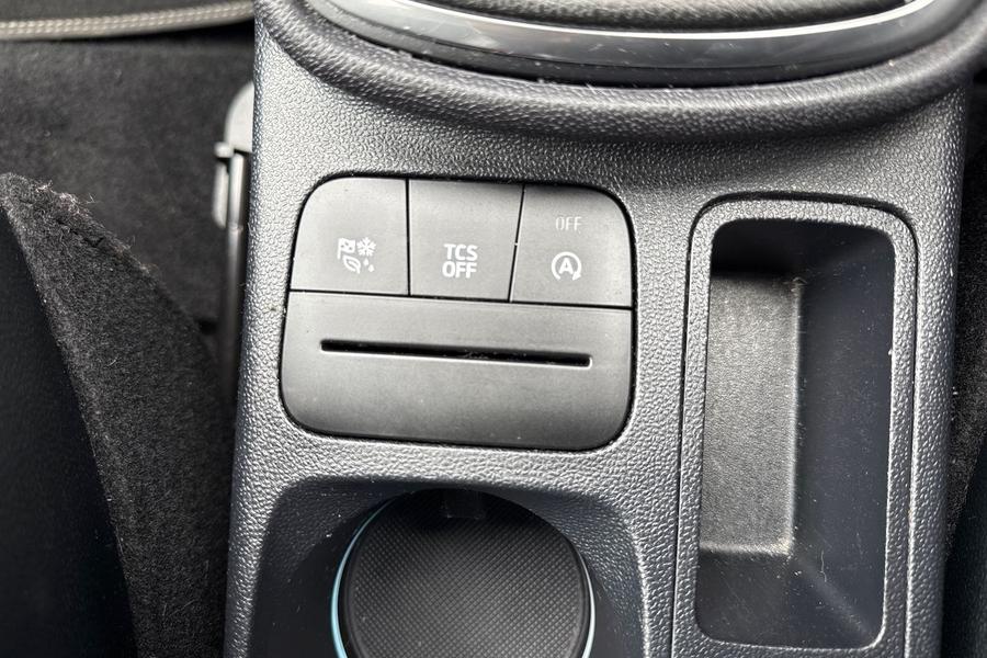 Ford FIESTA Photo autoimg-55ea20102fc01f981c0d8e0d86284c4c1165a17e.jpg