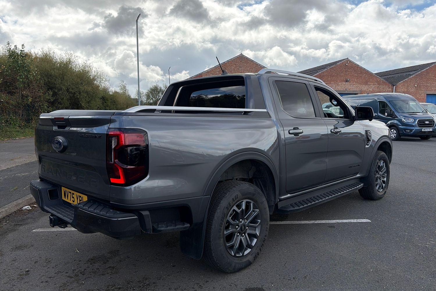 Ford RANGER Photo 22