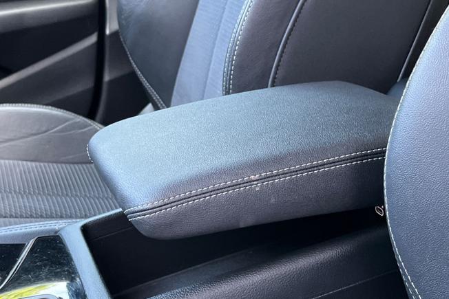 AUDI A4 Photo 36