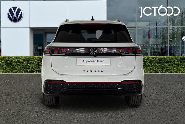 VOLKSWAGEN Tiguan Photo 7