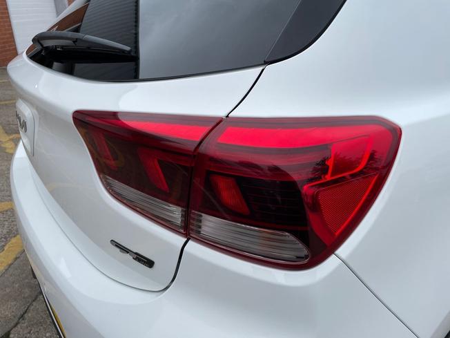 KIA Rio Photo 18