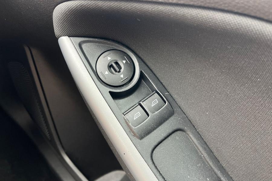 Ford FOCUS Photo autoimg-55ff444a74b9bdb143fbcce40072a3c212beb0b1.jpg