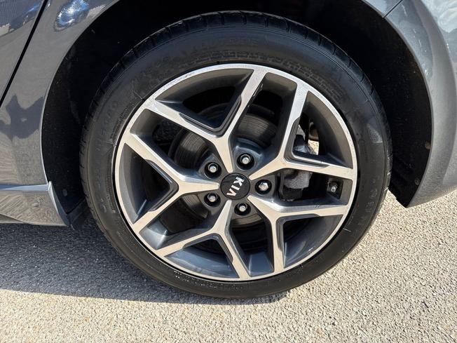 KIA Ceed Photo 23