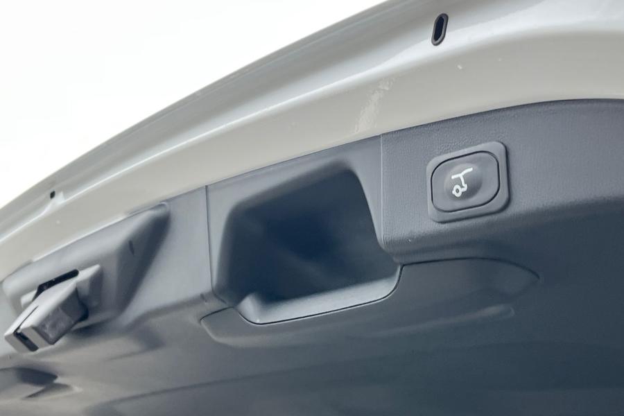 Ford FOCUS Photo autoimg-56080d2f1e0349f9be3a4f3e6575b3312d0ec9af.jpg