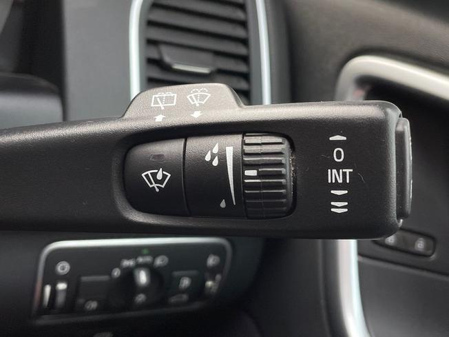 VOLVO XC60 Photo 37
