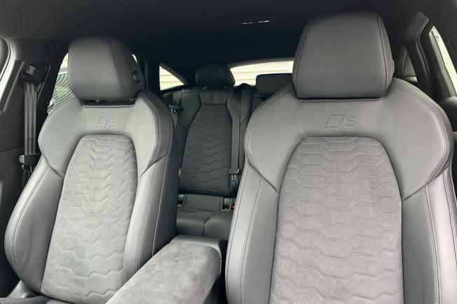 AUDI A6 E-Tron Sportback Photo 21