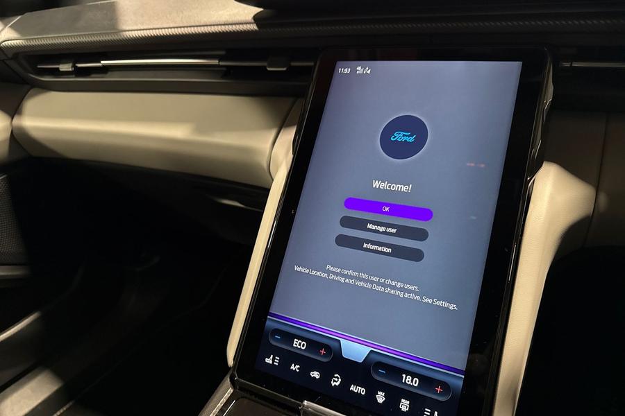 Ford Explorer Photo autoimg-560fc301b5f25a052e9bfe97917f6c5598177297.jpg