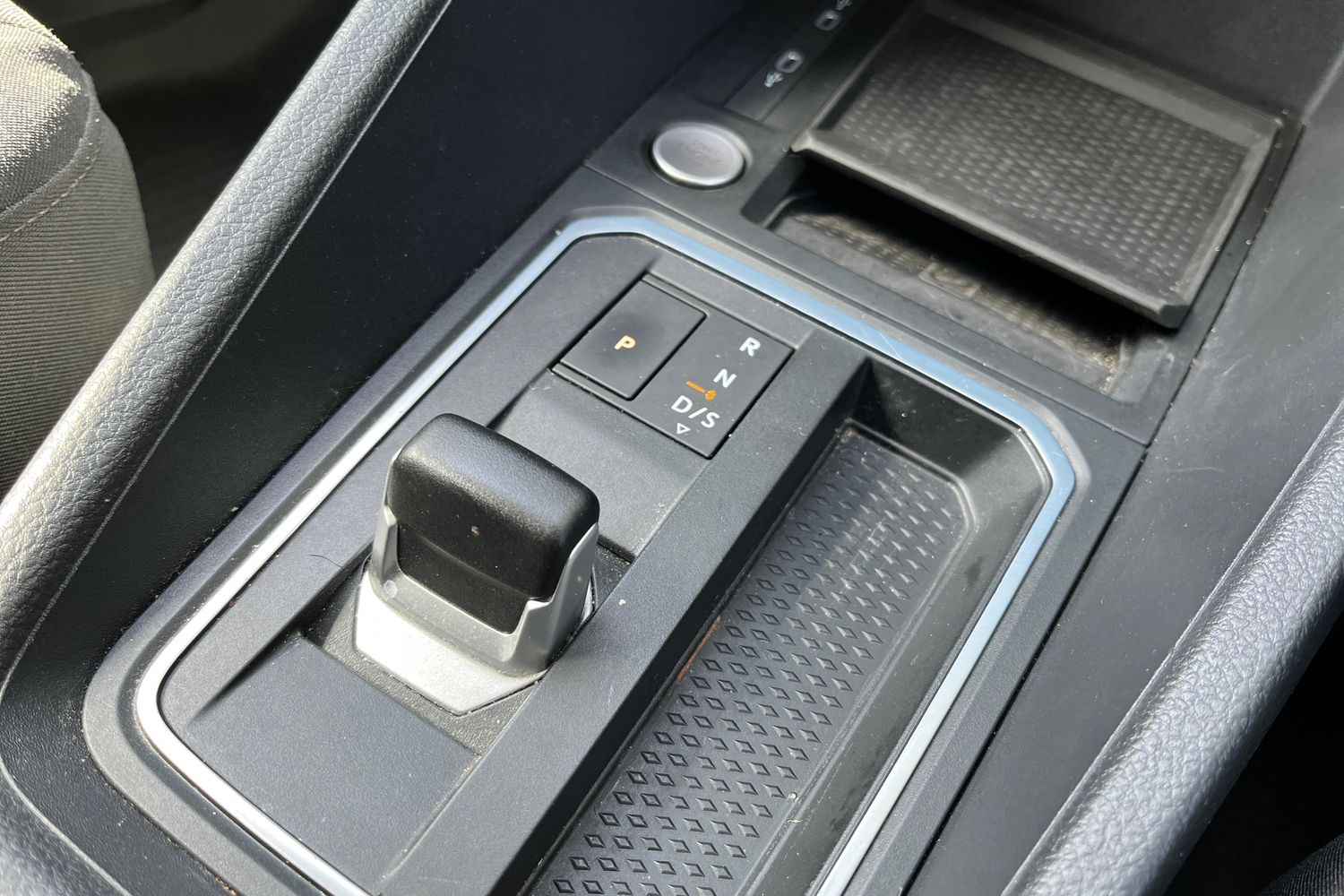 Ford TRANSIT CONNECT Photo 38