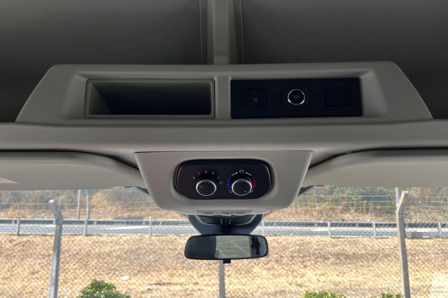 Ford TRANSIT Photo 18