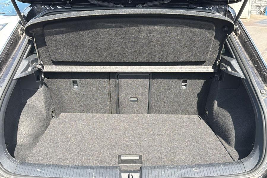 Volkswagen T-ROC Photo autoimg-5614c76ea9a968ac7dff5b9bbd0d1ee0576891bd.jpg