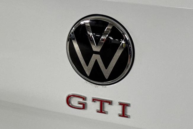 VOLKSWAGEN Polo Photo 37