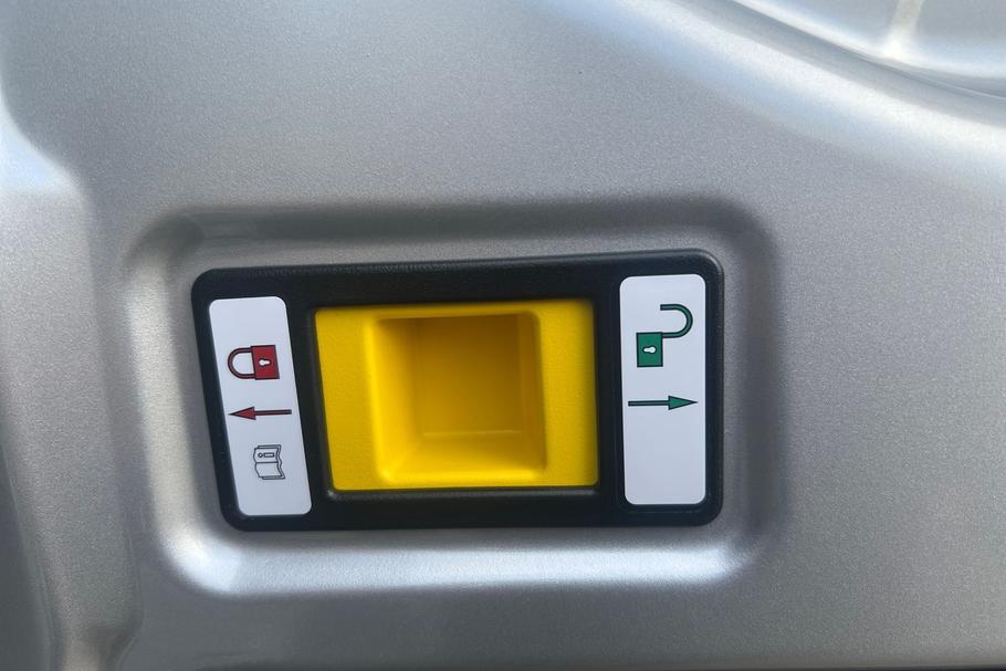 Used FORD TRANSIT ET25FZP 27