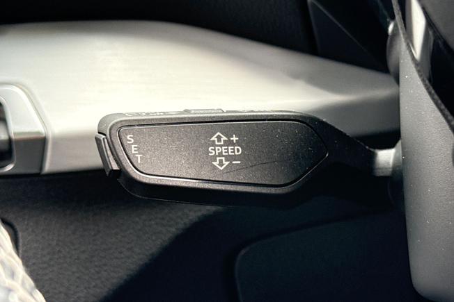 Audi Q2 Photo 36