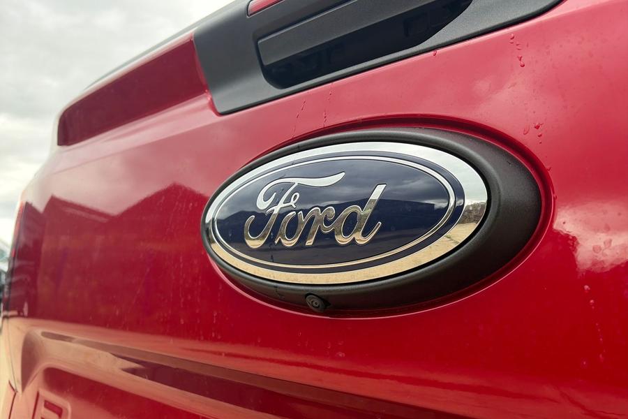 Ford RANGER Photo autoimg-561e5cc2e71d9e4d3e735d0f4ff4c42f71817f48.jpg