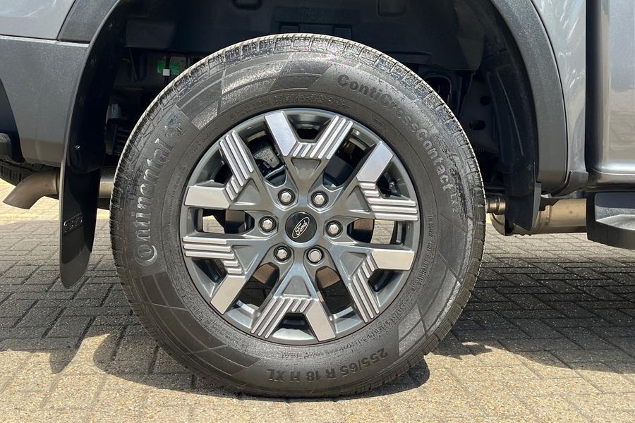 Ford RANGER Photo autoimg-561f2f8c15bd81a5d96e973bbb80a55dcf5381f0.jpg