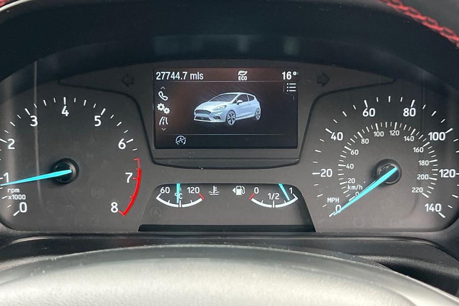 Ford Fiesta Photo autoimg-561fa1df5b2cee0e5a9ed8515e929b7c70c86a14.jpg