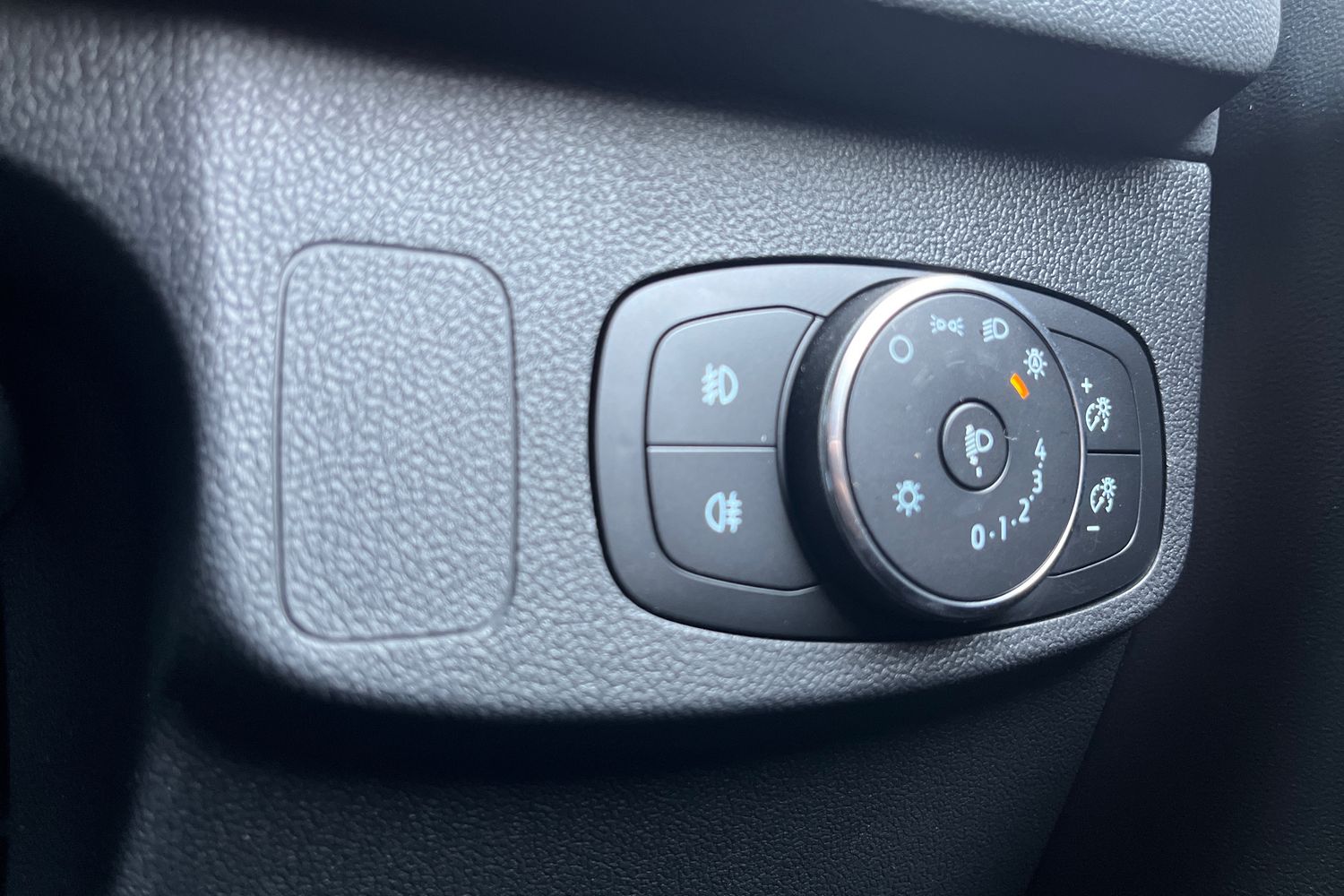 Ford Focus Photo 22
