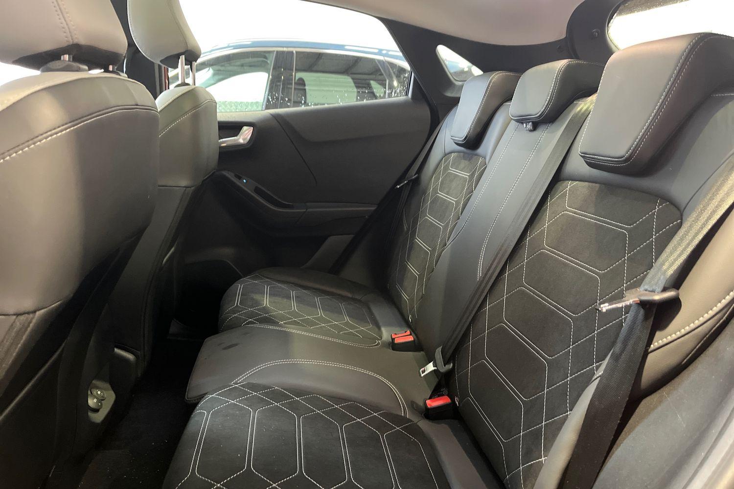 Ford PUMA Photo 19
