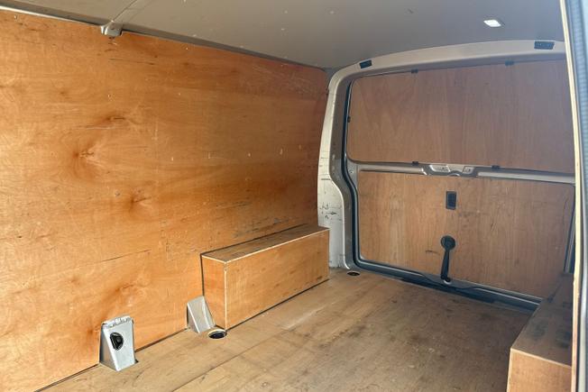 Volkswagen Transporter Photo 9