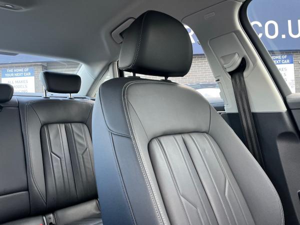 Audi A6 Saloon Photo autoimg-562df6514f23e6071a1f150813b9482a82583641.jpg
