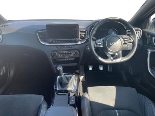 Kia XCEED Photo autoimg-562fe4c1eacba64f371c63c6b0bdee5277ab3920.jpg