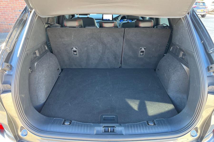 Ford Kuga Photo autoimg-5633673005ac3234bf15634d4ae5c4d8210491dd.jpg