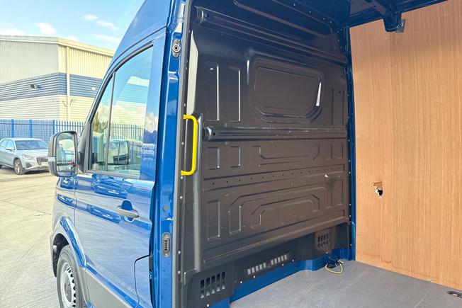 VOLKSWAGEN Crafter Photo 39