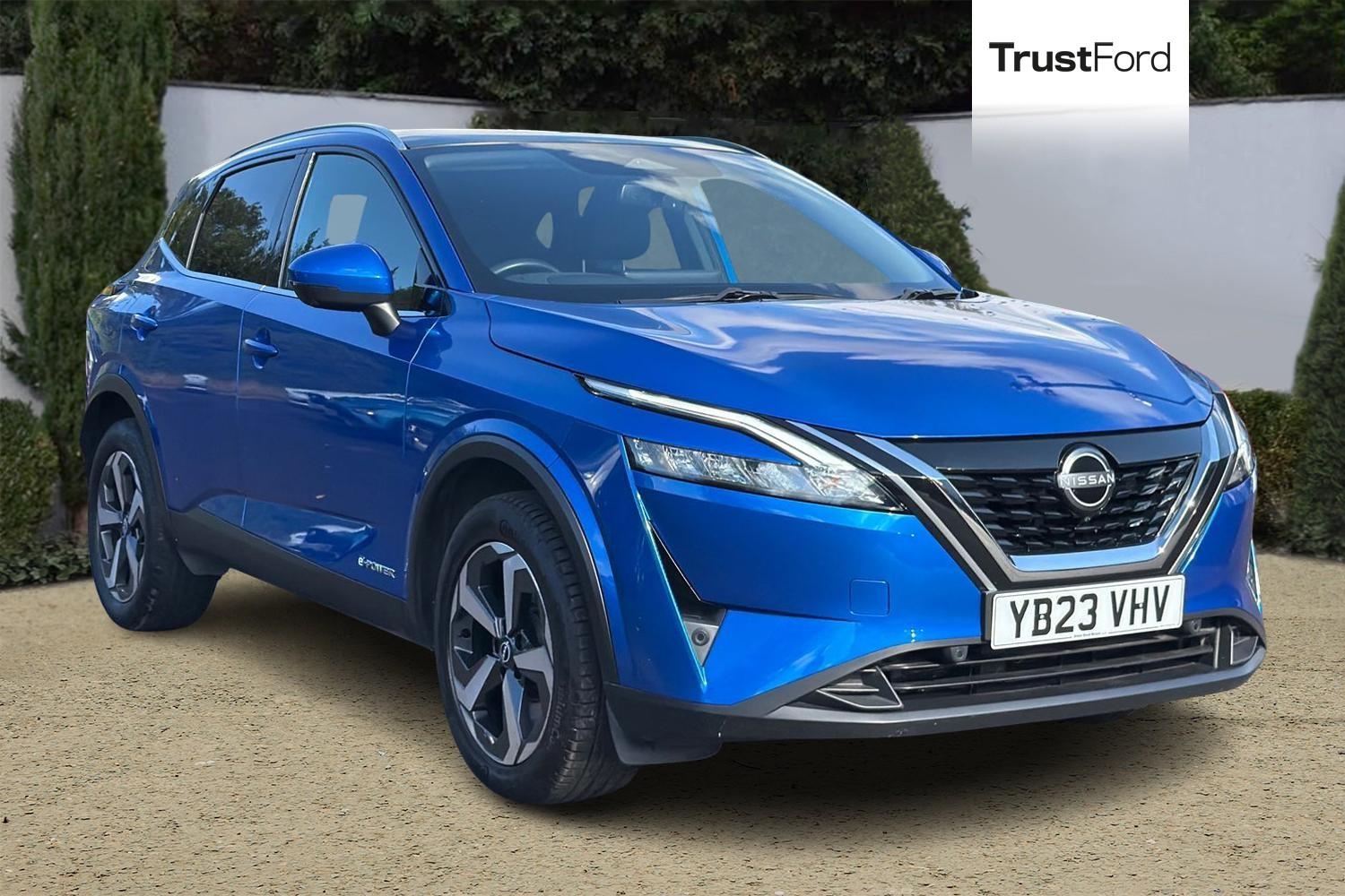 Nissan QASHQAI Photo 0