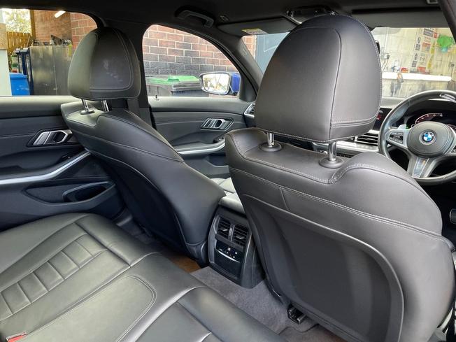 BMW 3 Series Photo 30