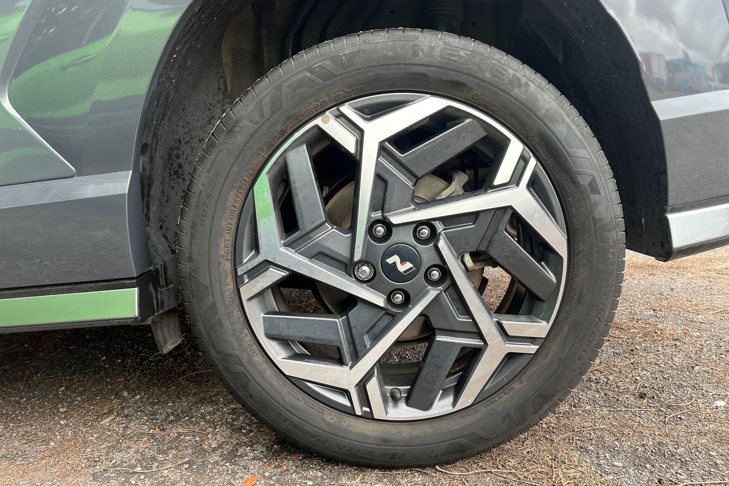 Hyundai KONA Photo 25