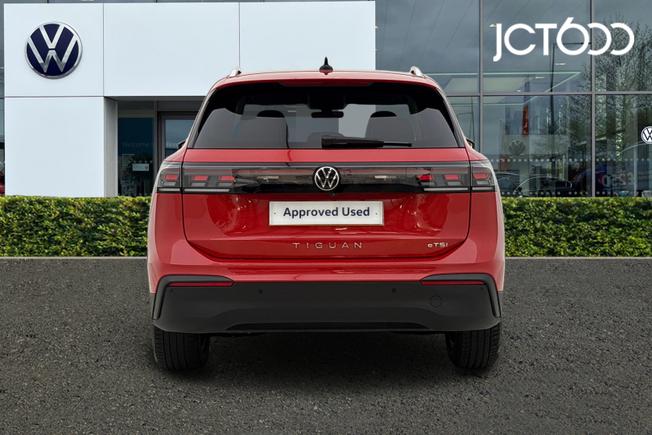 VOLKSWAGEN Tiguan Photo 7