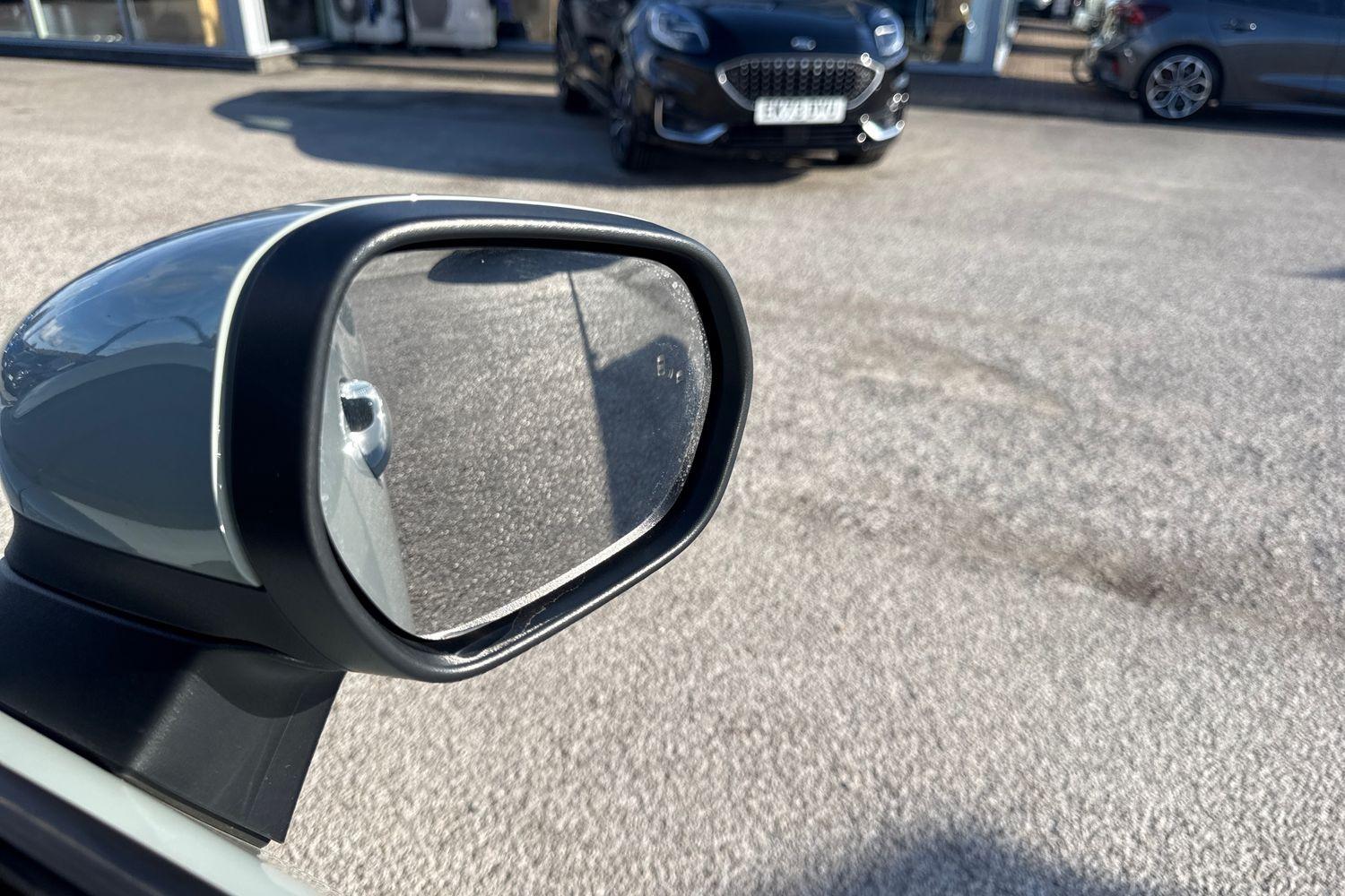Ford PUMA Photo 31