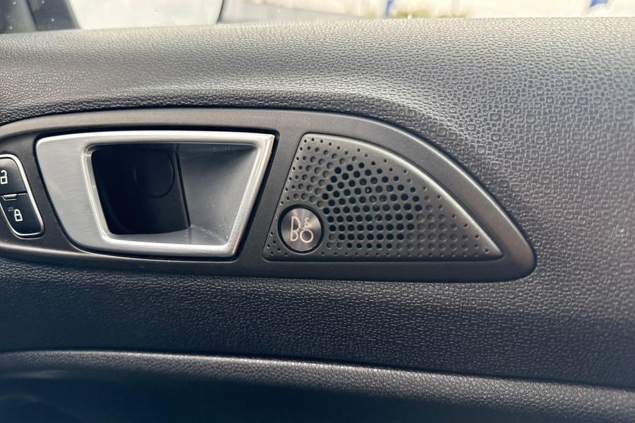 Ford ECOSPORT Photo autoimg-564543d97924f813468b8e83af9f66828d94bae9.jpg