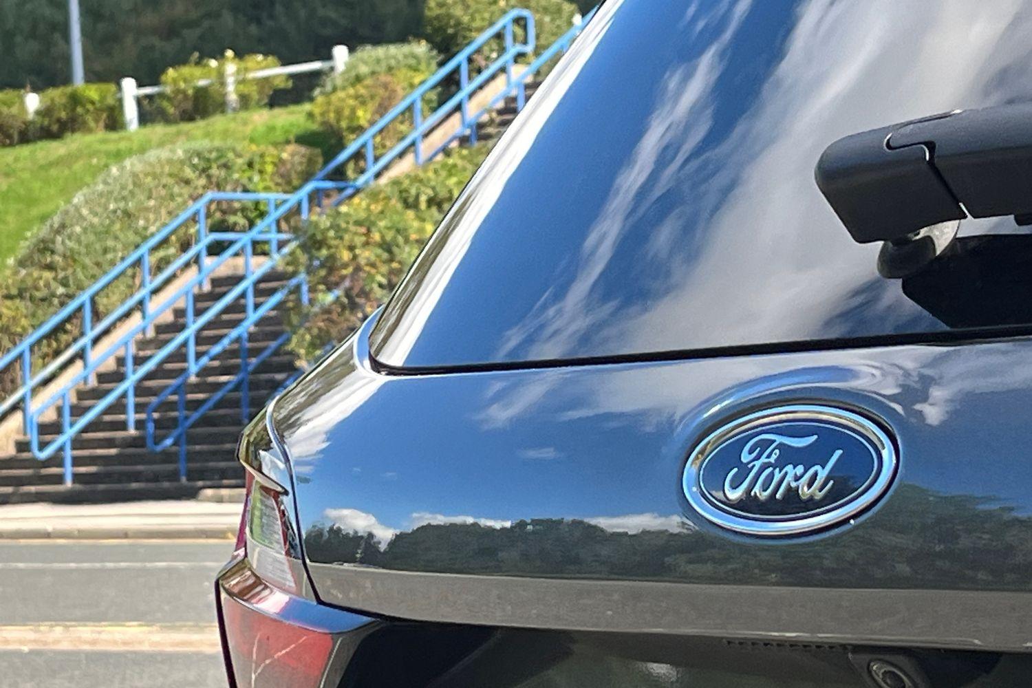 Ford Fiesta Photo 39